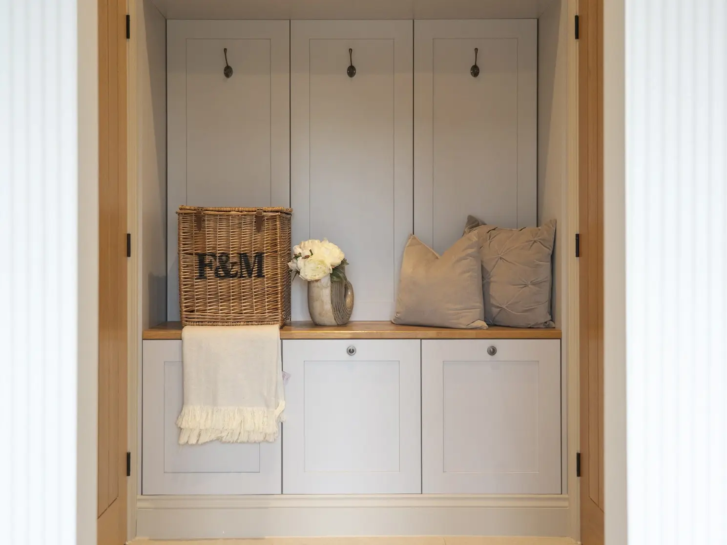 interior-design-fees-journal-featured